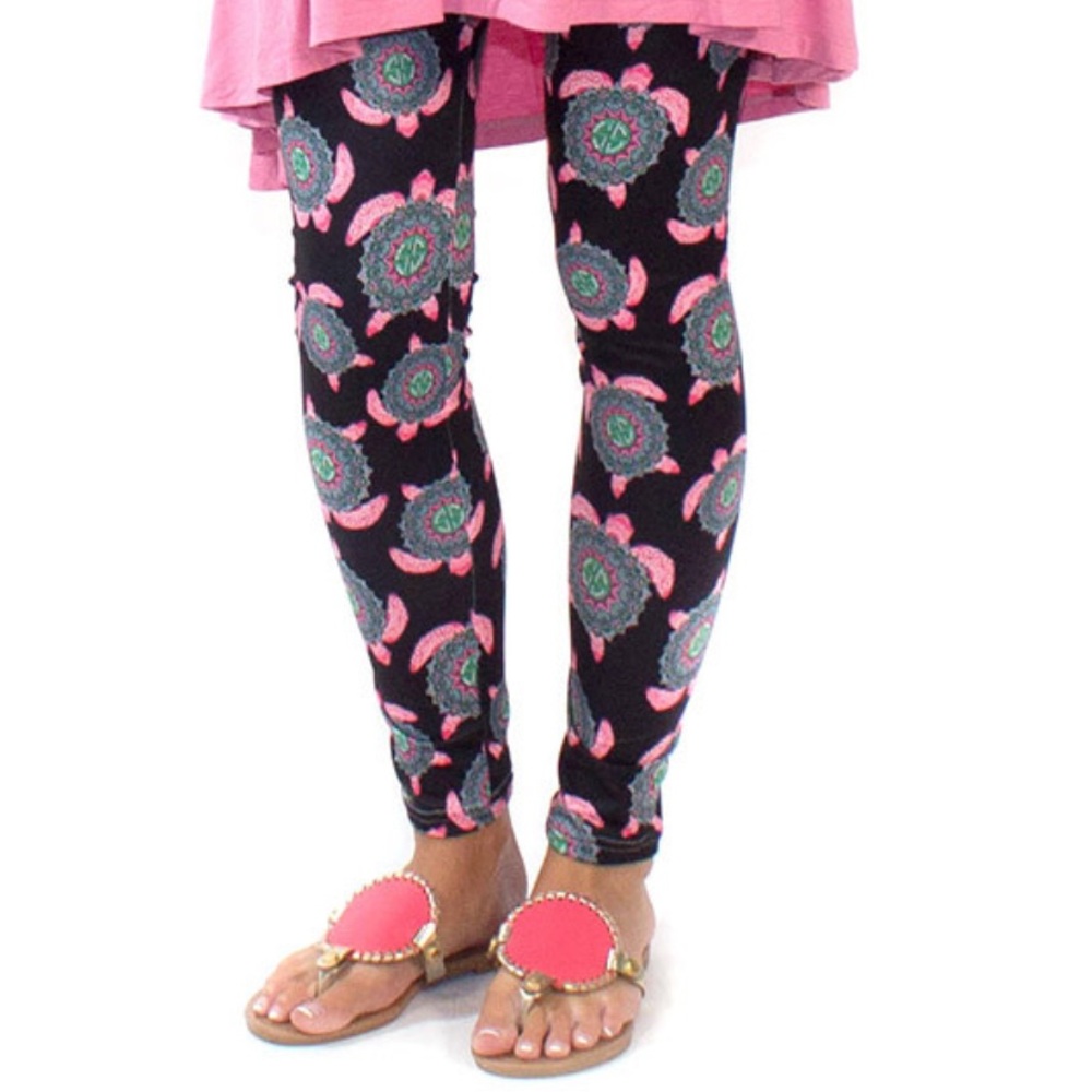 Simply Southern Mandala Turtle Printed One Size Leggings
